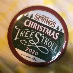 Disney Springs Christmas Tree Stroll 2020 Collector Button ⭕️2 for $15⭕️